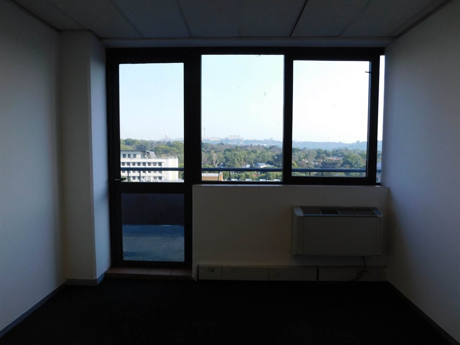 222  m² Office Space in Rosebank photo number 9