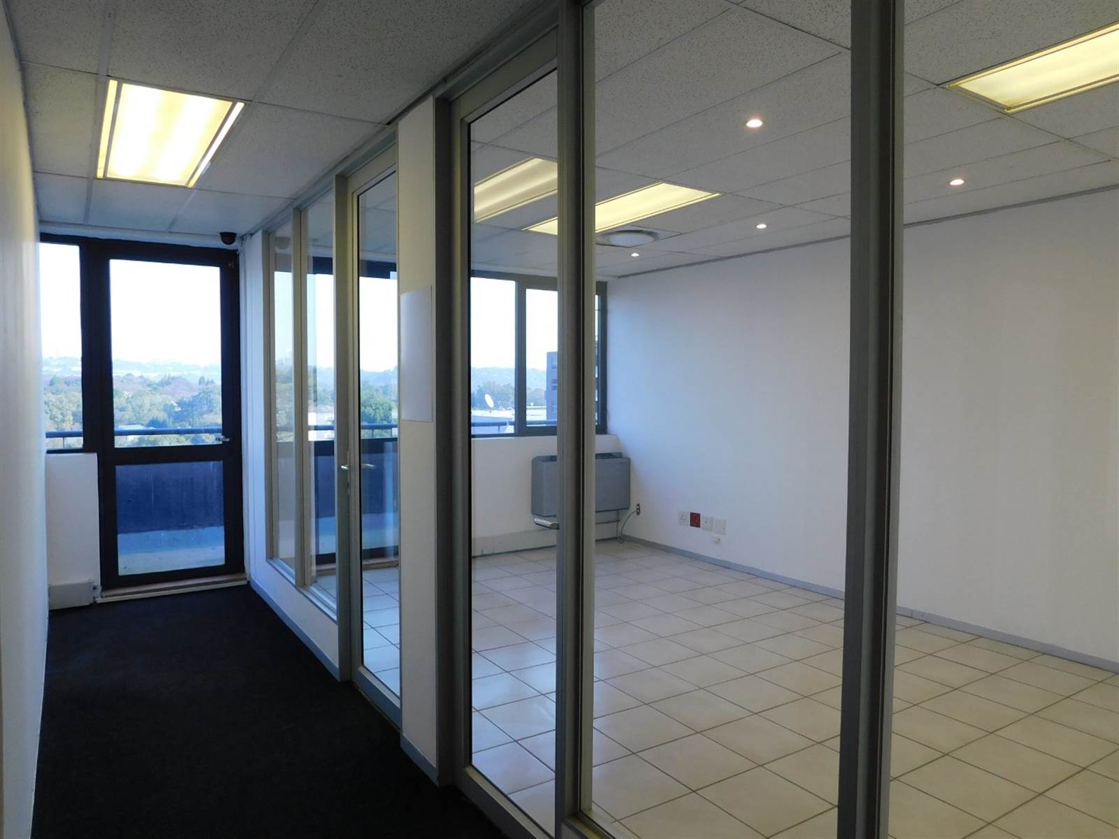 222  m² Office Space in Rosebank photo number 6