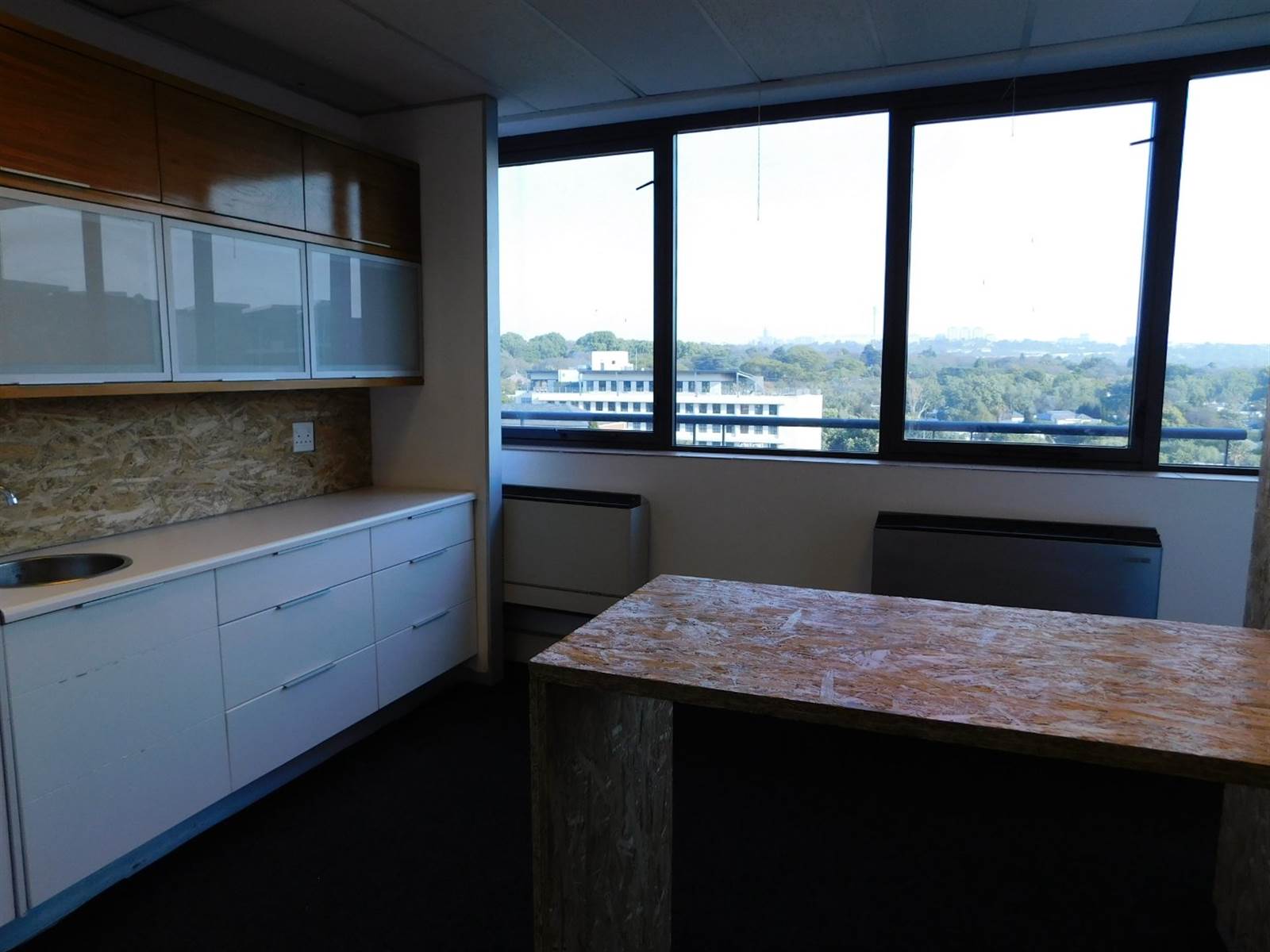 222  m² Office Space in Rosebank photo number 10