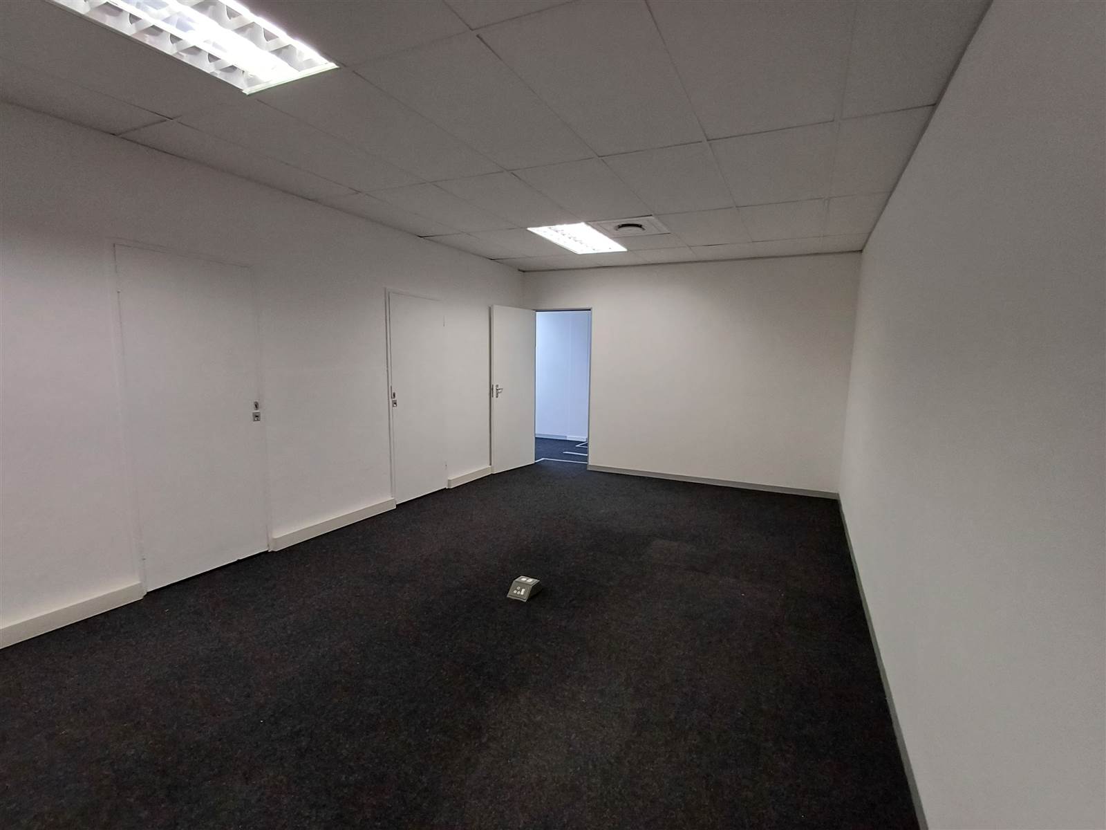 81  m² Commercial space in Morningside photo number 7