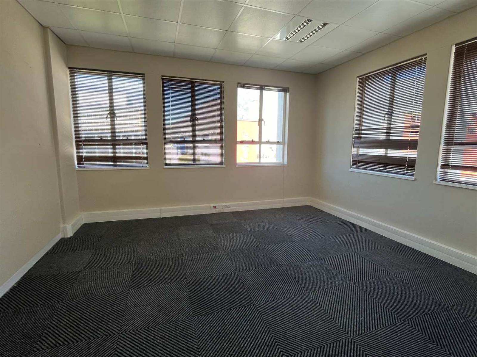 5500  m² Office Space in Cape Town City Centre photo number 29