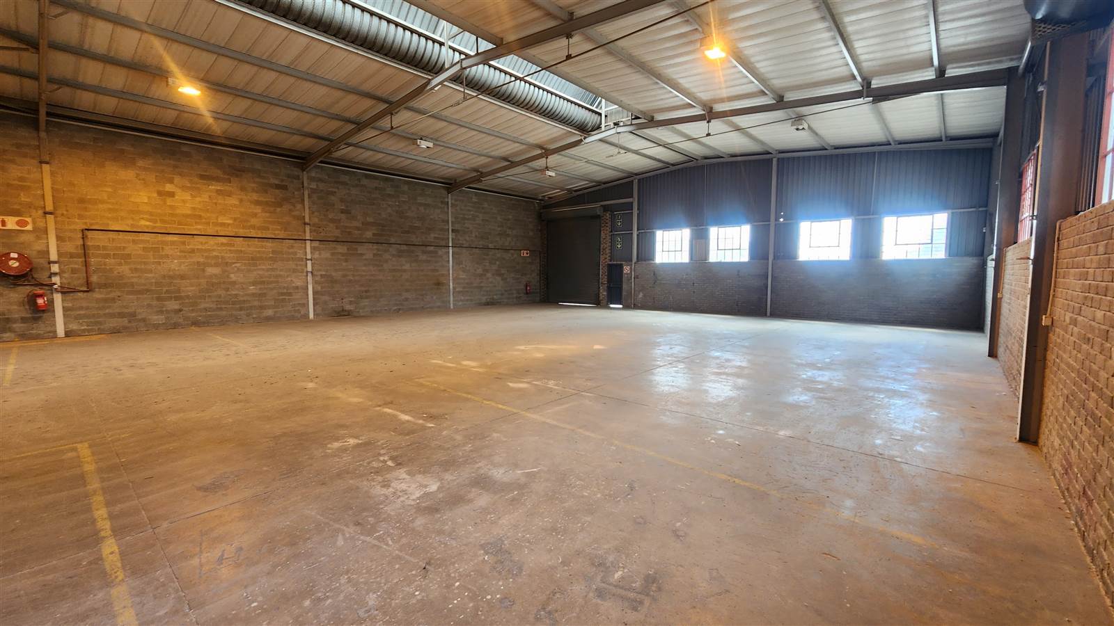 991  m² Industrial space in Kya Sands photo number 4