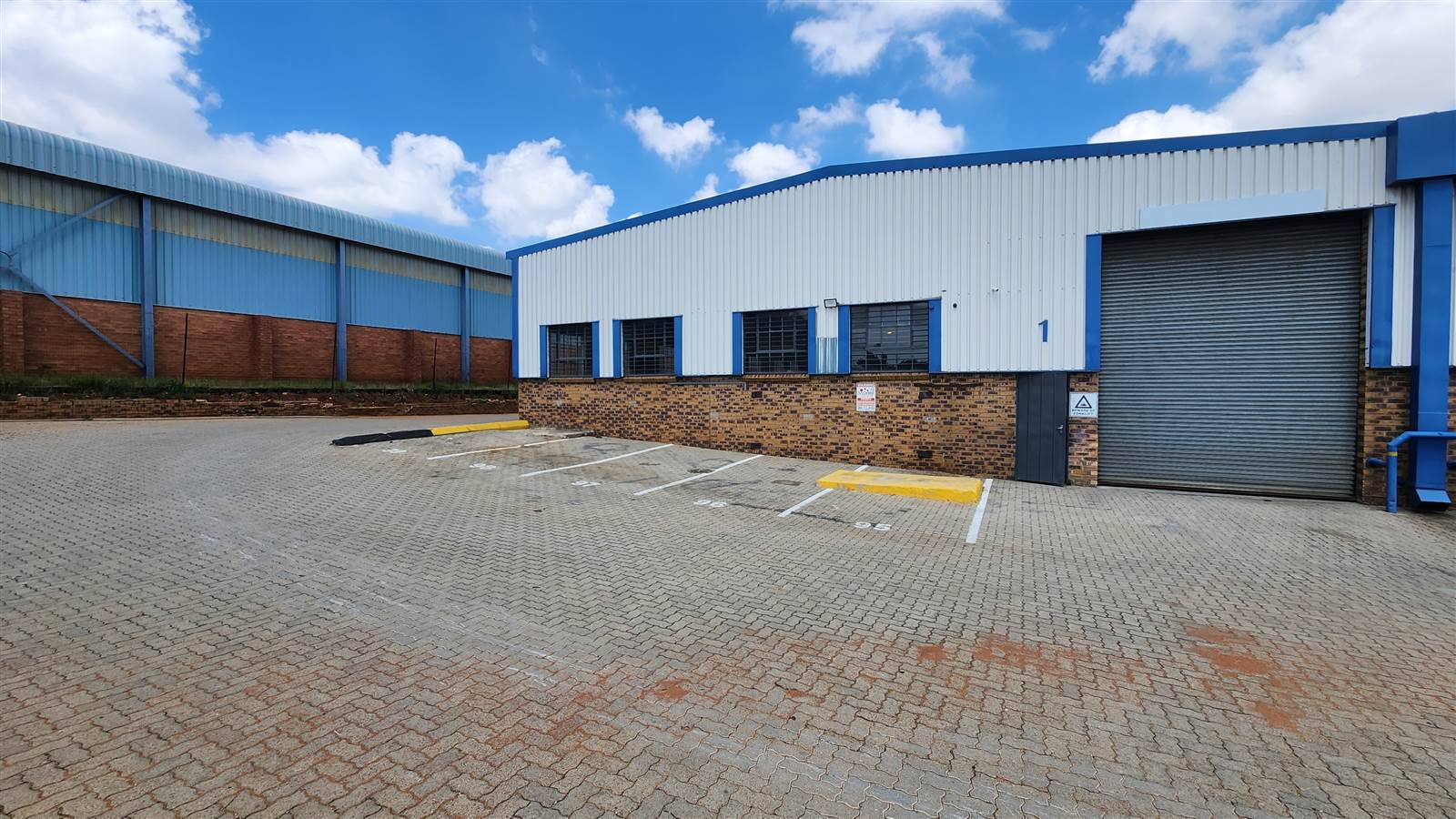 991  m² Industrial space in Kya Sands photo number 1