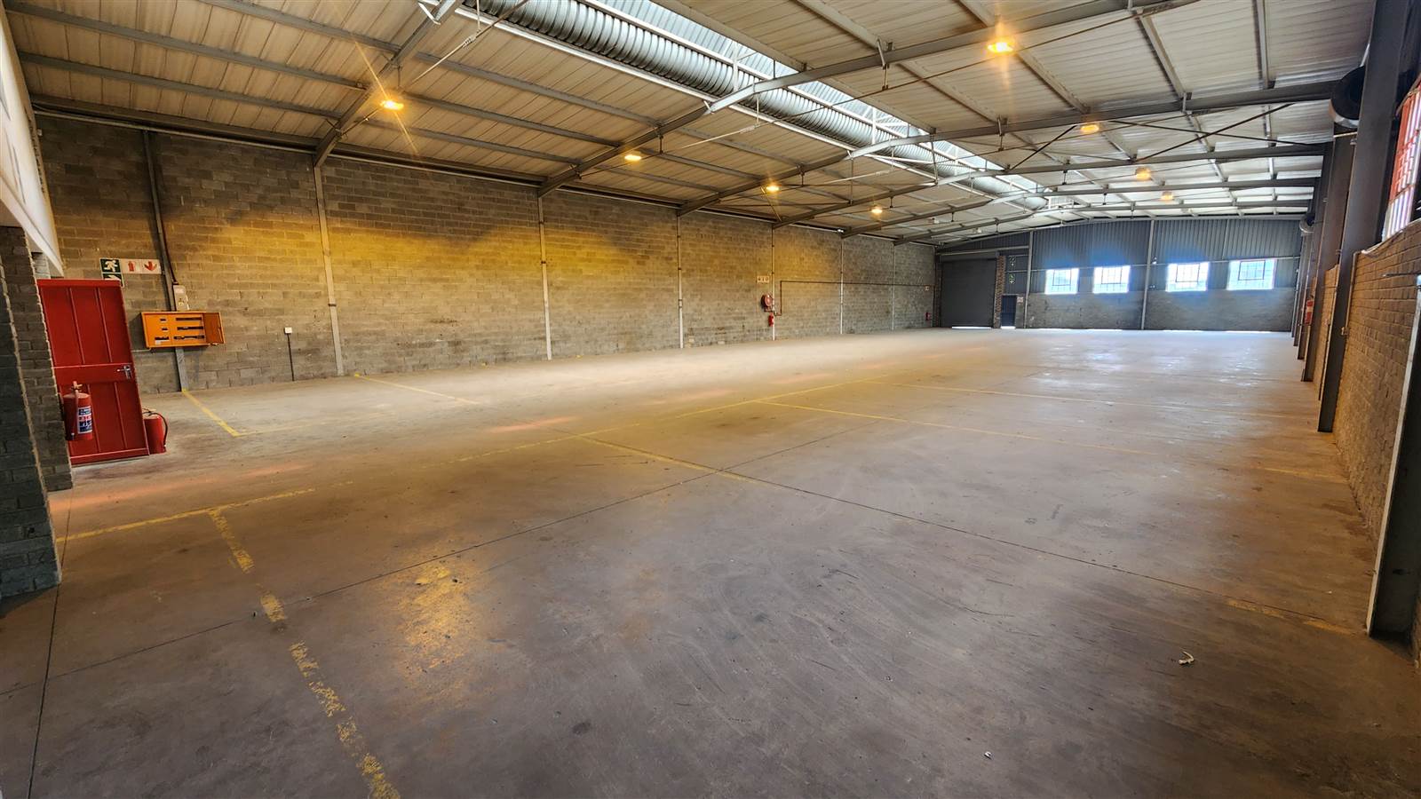 991  m² Industrial space in Kya Sands photo number 3