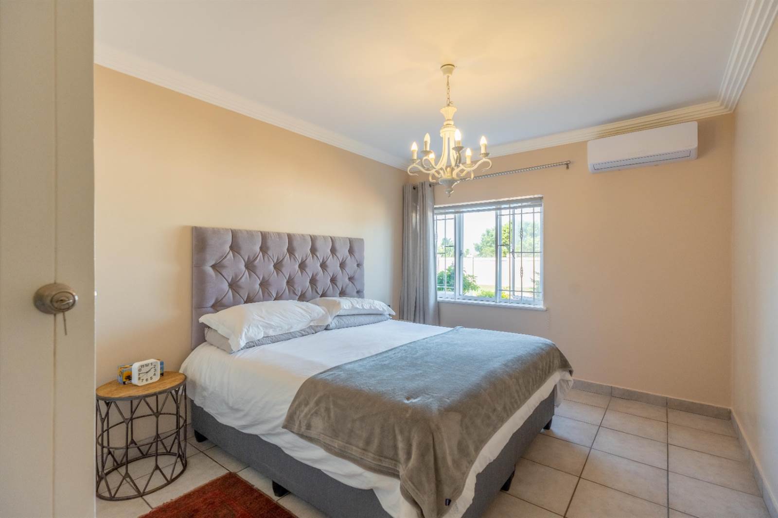 6 Bed House in Umhlanga Rocks photo number 27
