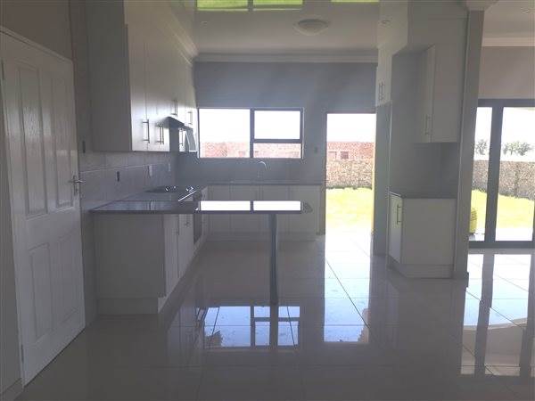 2 Bed House in Ermelo photo number 8