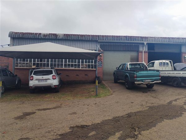 216  m² Industrial space in Mkondeni