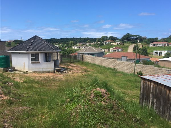 1200 m² Land available in Umzinto