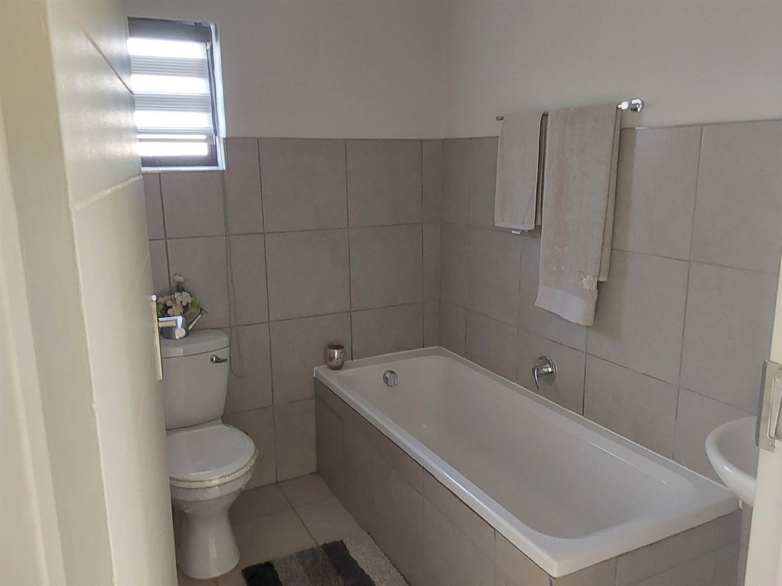 3 Bed House in Mohlakeng photo number 13