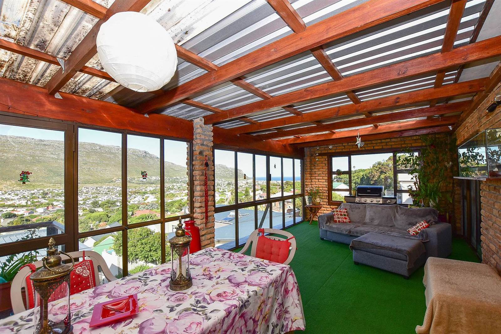 5 Bed House in Fish Hoek photo number 9