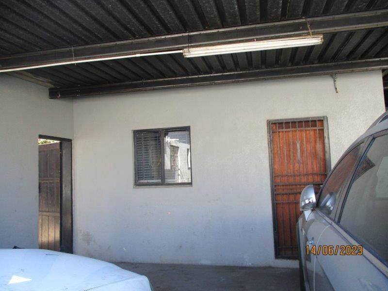320  m² Commercial space in Benoni Central photo number 6