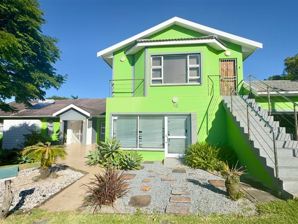 4 Bedroom House 4 Bedroom House