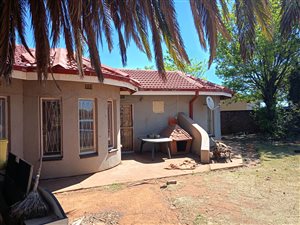 3 Bed House in Unitas Park