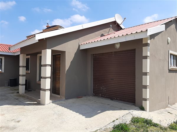 3 Bedroom House 3 Bedroom House