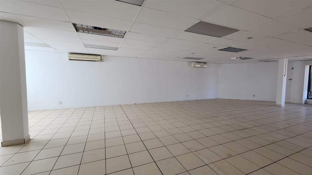 130  m² Commercial space in Centurion CBD photo number 19
