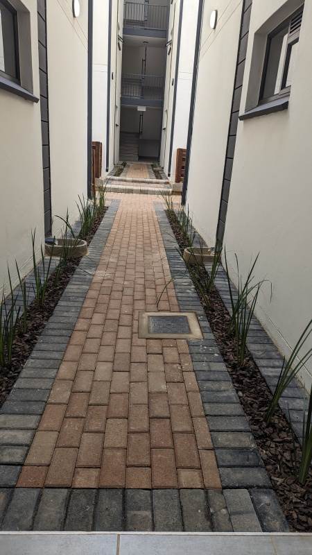 3 Bed Apartment in Mooikloof Glen photo number 10