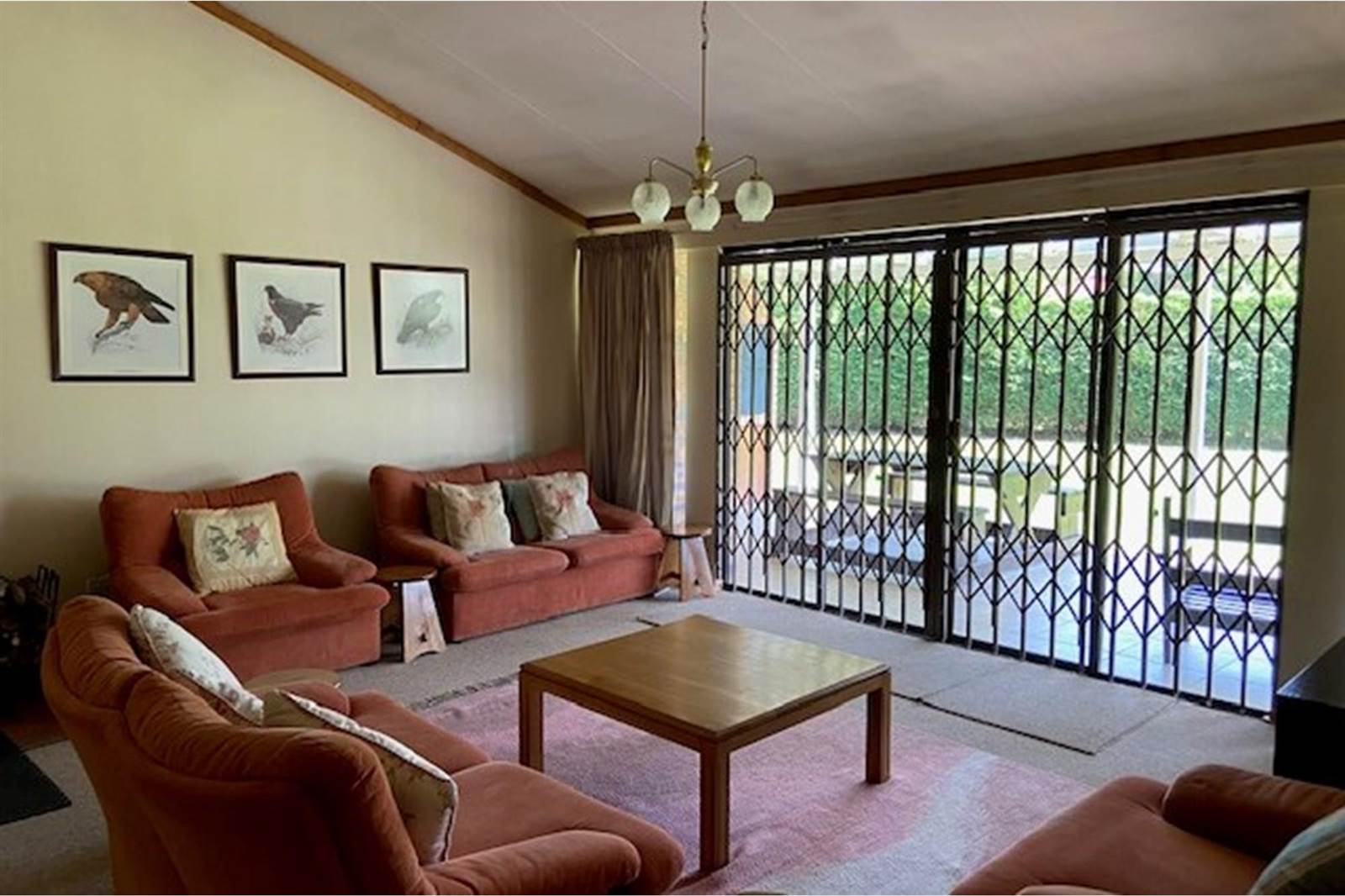 4 Bed House in Clarens photo number 6