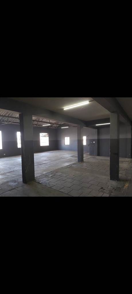 300  m² Industrial space in Sydenham photo number 8