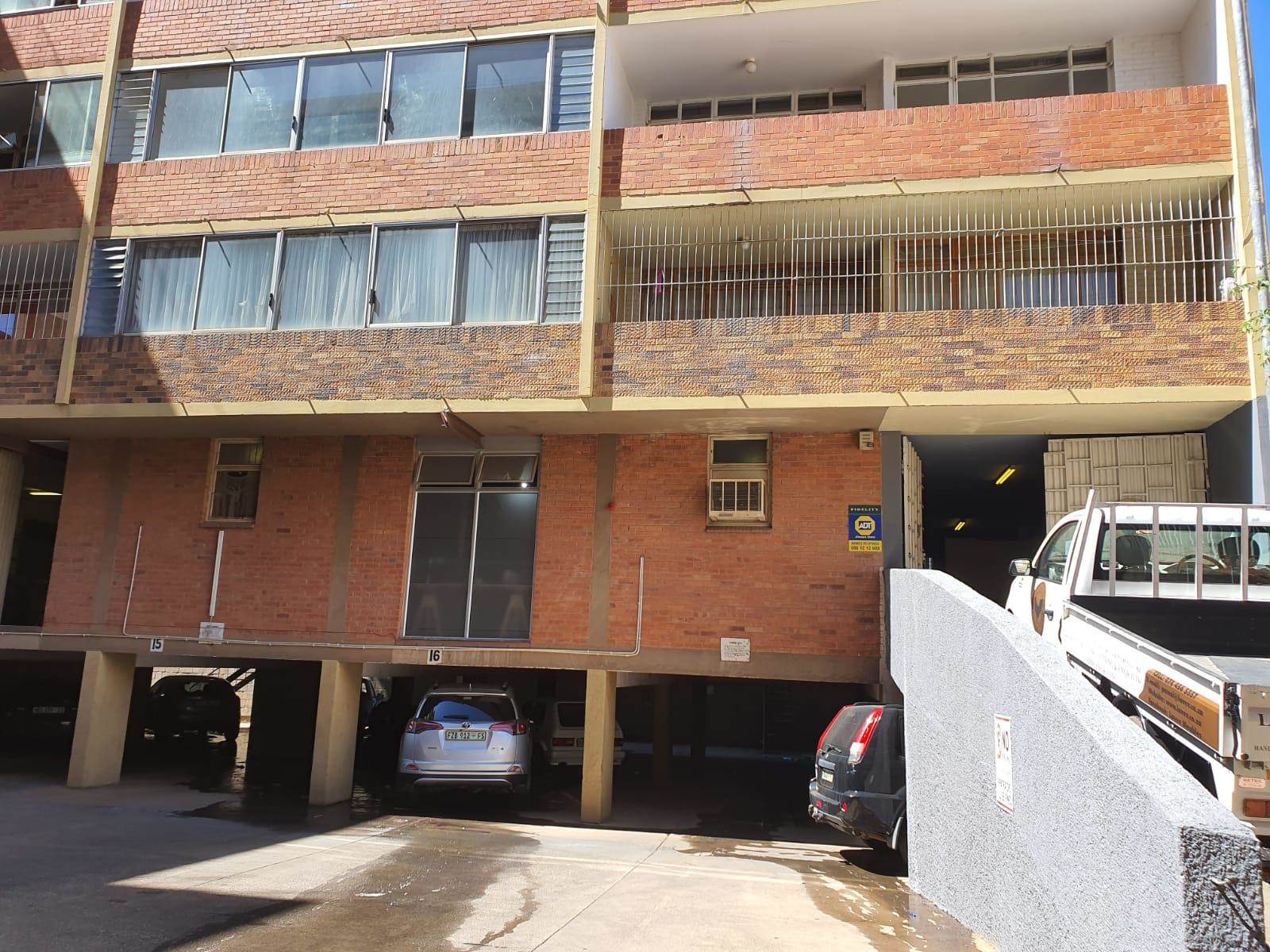 285  m² Commercial space in Bloemfontein photo number 1