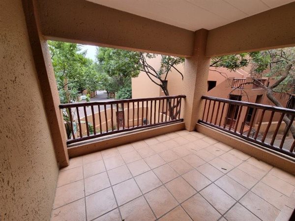1 Bed Townhouse in Douglasdale