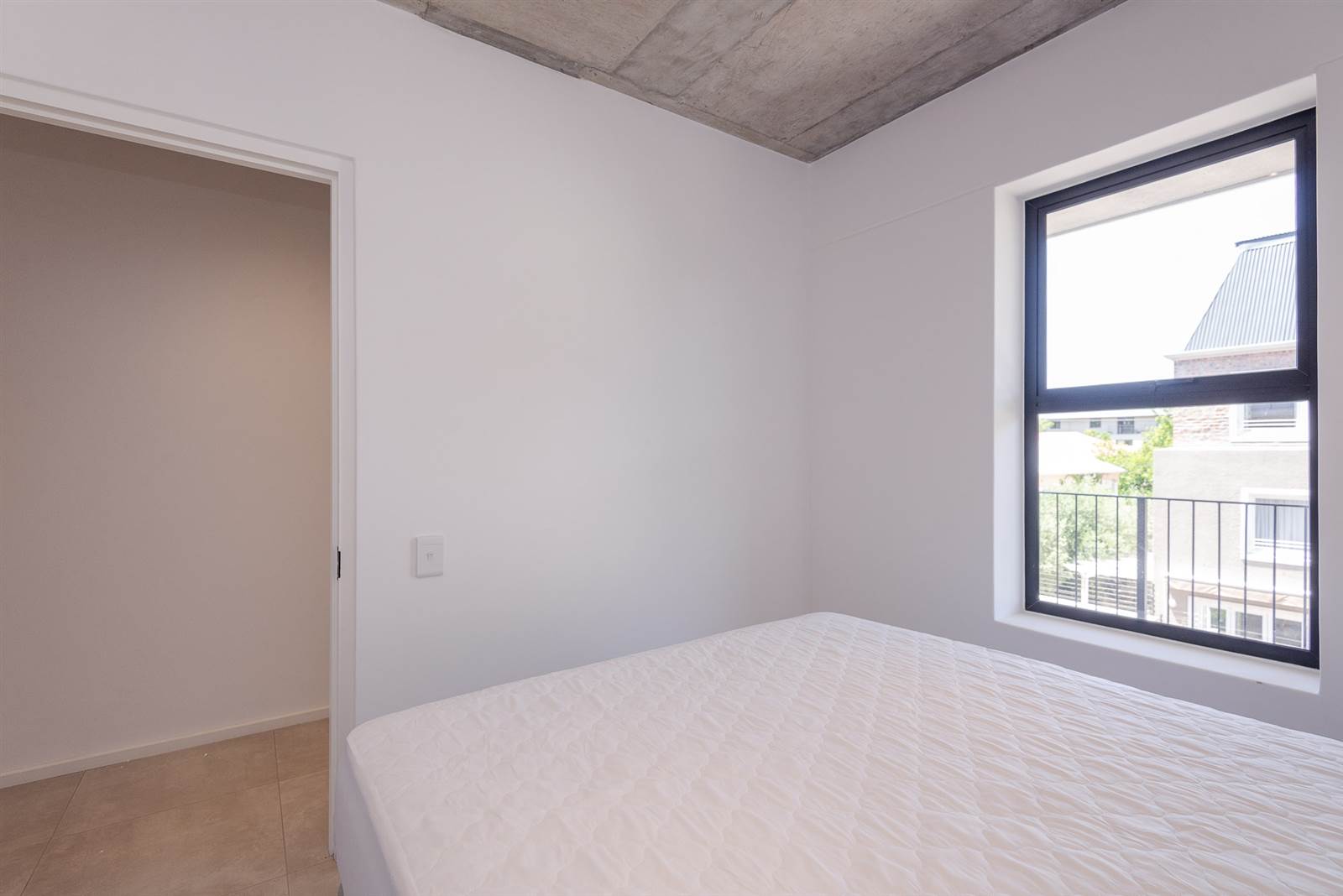 1 Bed Apartment in Wynberg Upper photo number 10