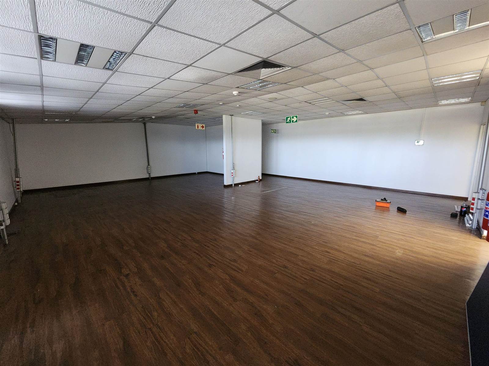 500  m² Commercial space in Triangle Farm photo number 1