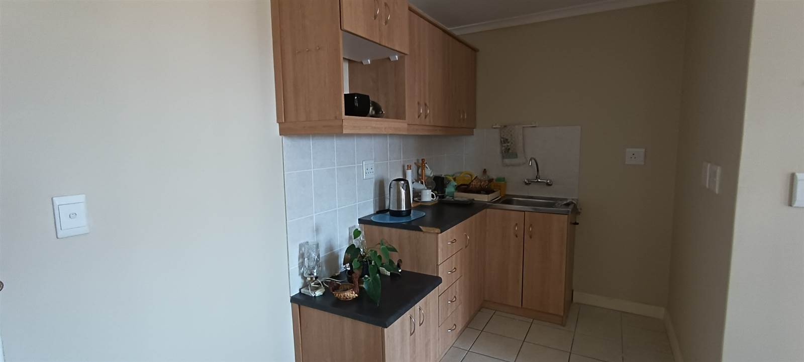 1 Bed Apartment in Middedorp photo number 4