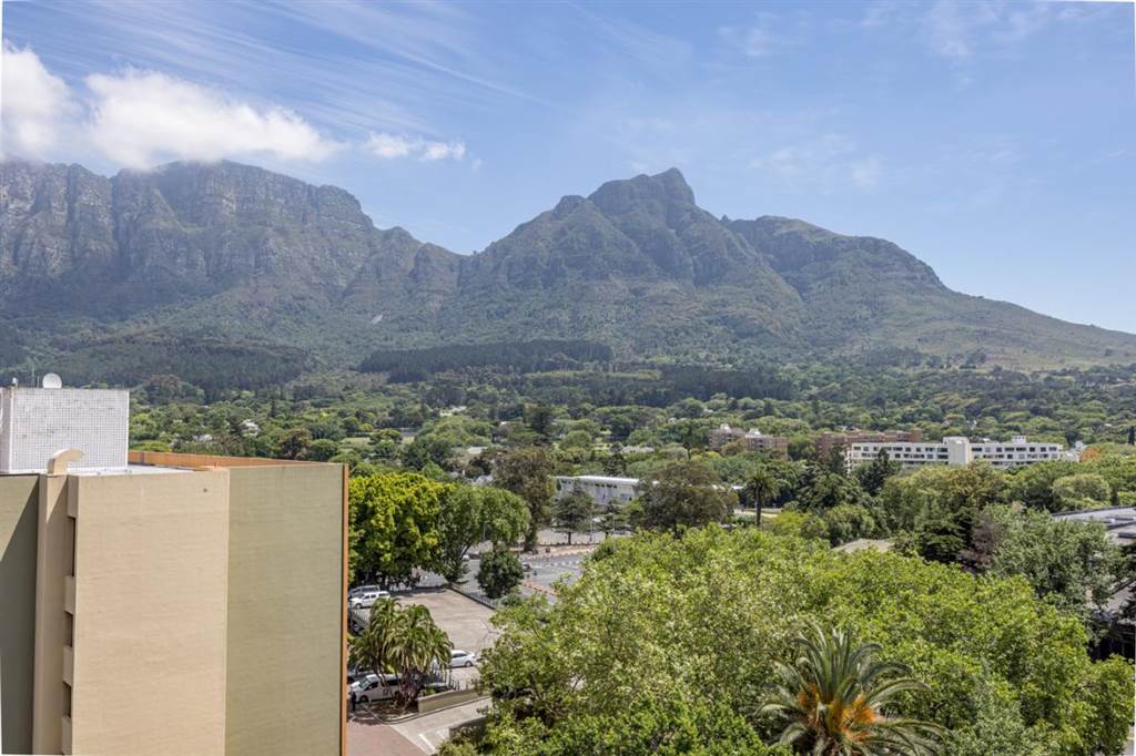 1 Bed Apartment in Newlands photo number 23