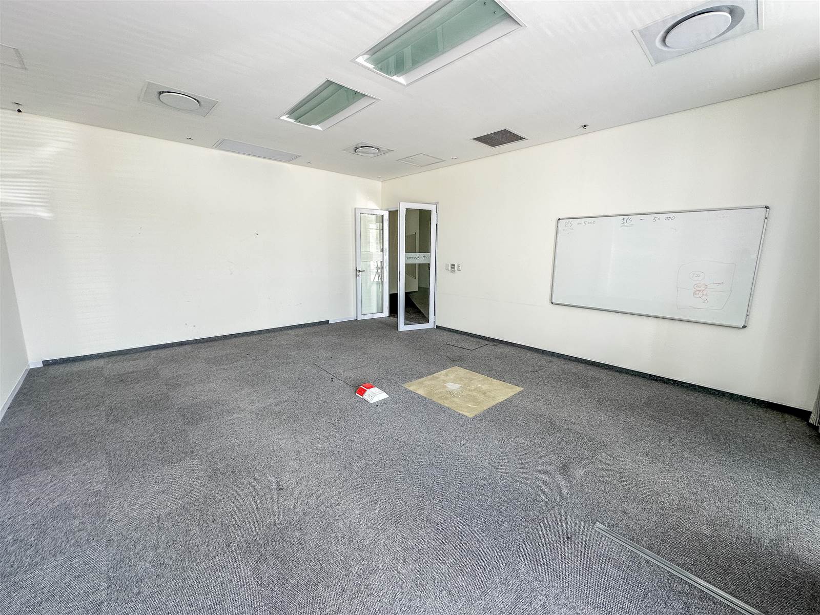 311  m² Commercial space in Tyger Valley photo number 12