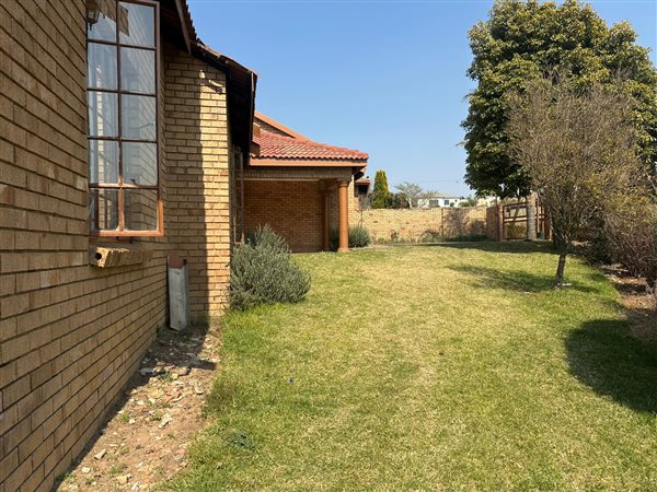 3 Bedroom House 3 Bedroom House