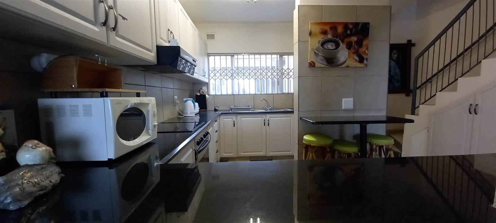 3 Bed Townhouse in Winklespruit photo number 10