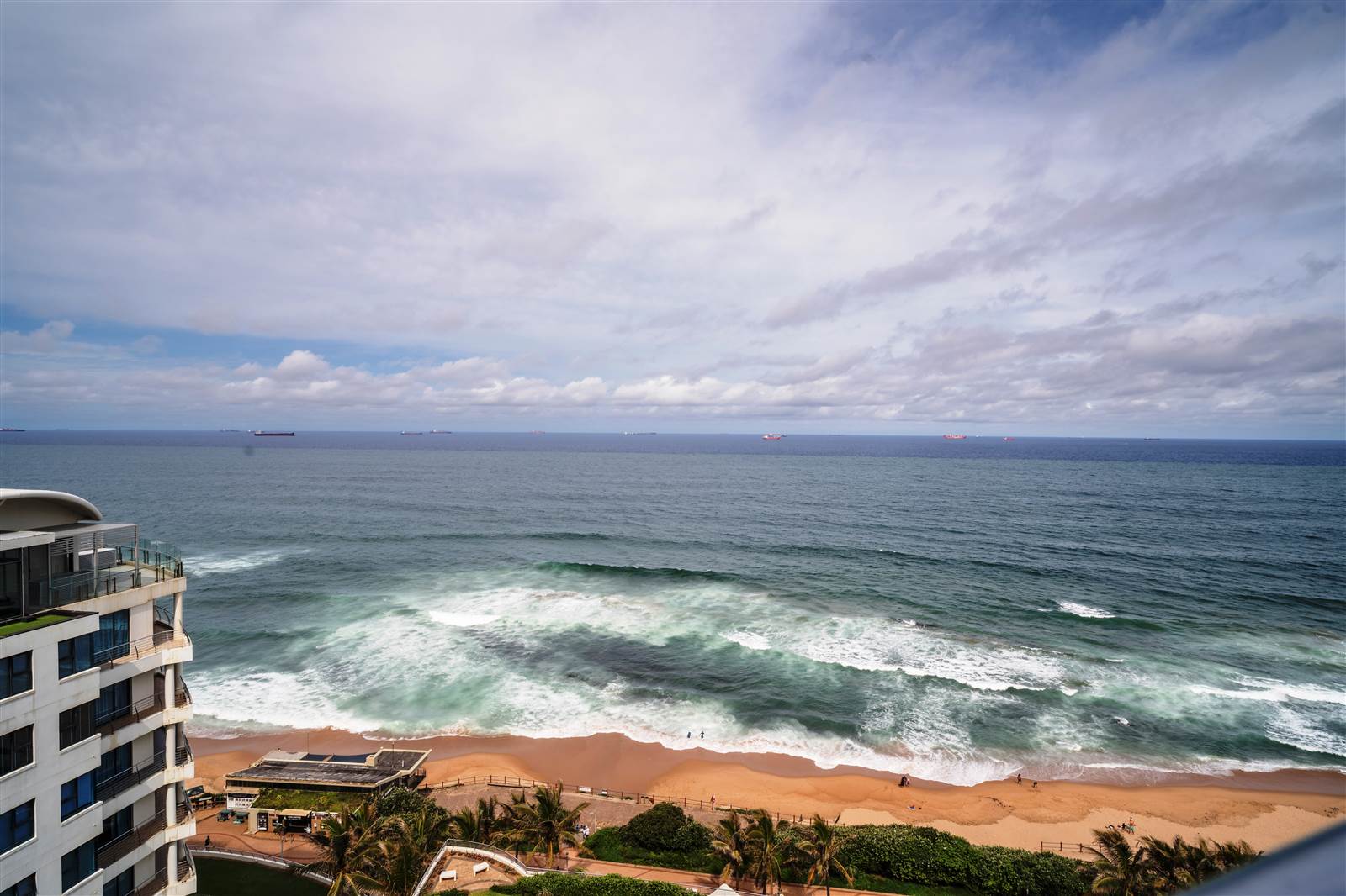 3 Bed Apartment in Umhlanga Rocks photo number 7