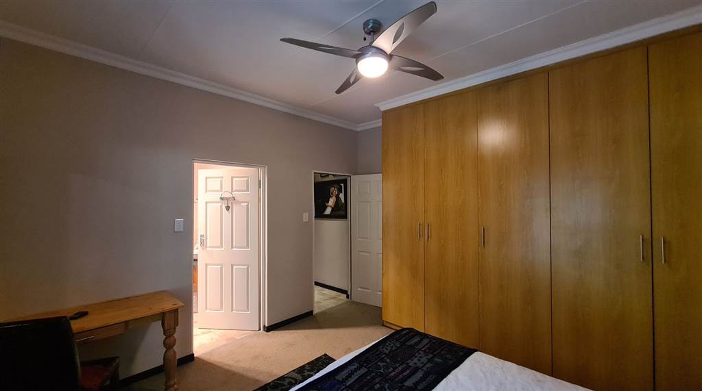 4 Bed House in Potchefstroom Central photo number 20