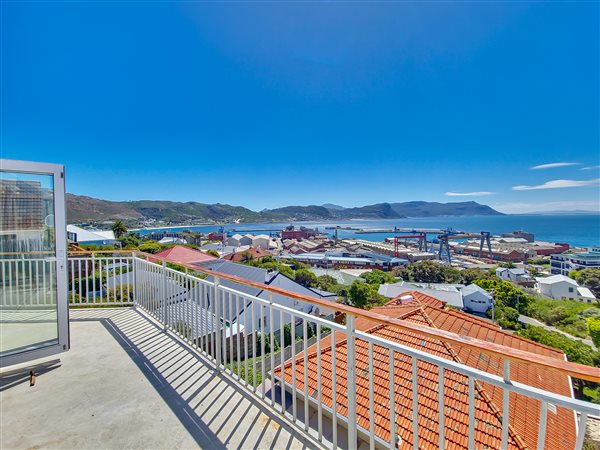3 Bed House in Simons Town