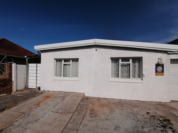 2 Bed Flat in Parow Valley