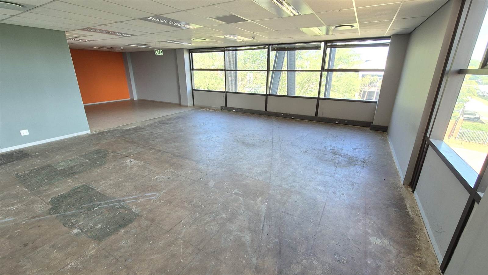 380  m² Office Space in Ashlea Gardens photo number 6