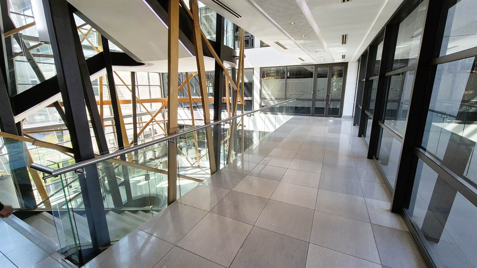 380  m² Office Space in Ashlea Gardens photo number 17