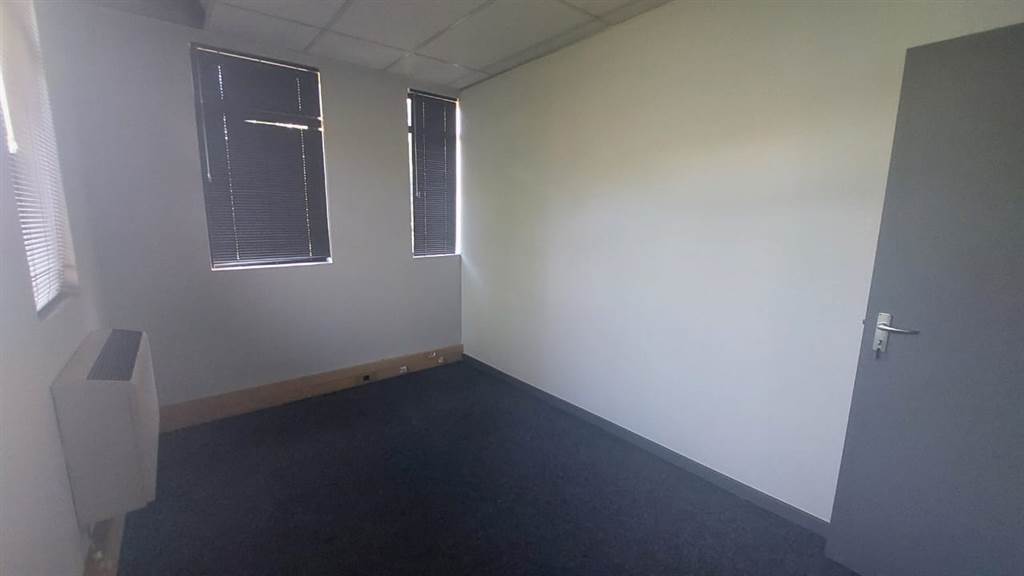 204  m² Commercial space in Lyttelton Manor photo number 17