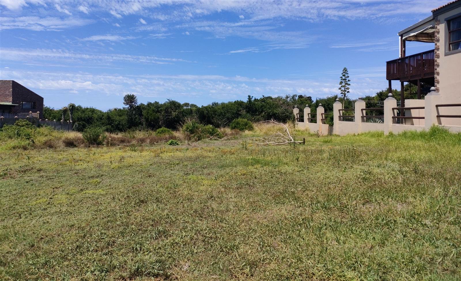 600 m² Land available in Jeffreys Bay photo number 3
