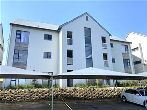 2 Bed Apartment in Emberton Estate