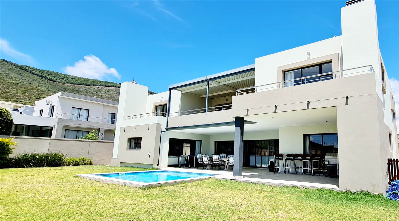 5 Bed House in Plattekloof photo number 5