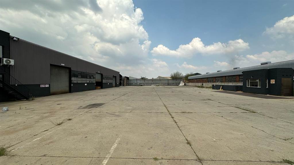 887  m² Industrial space in Alrode photo number 4