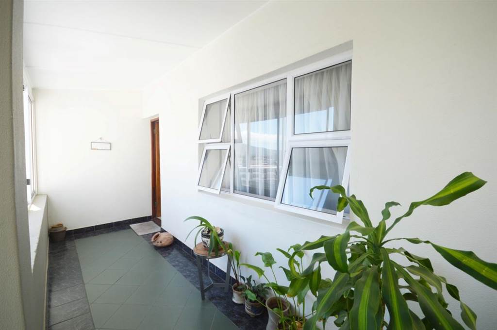 3 Bed Apartment in Southernwood photo number 22