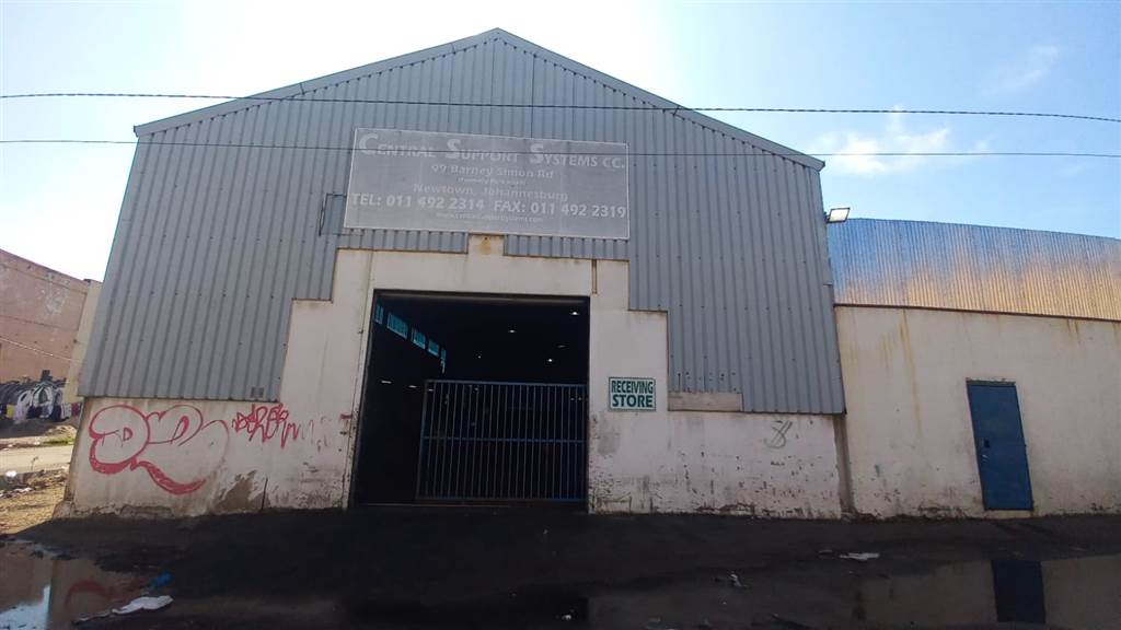 2220  m² Industrial space in Newtown photo number 1