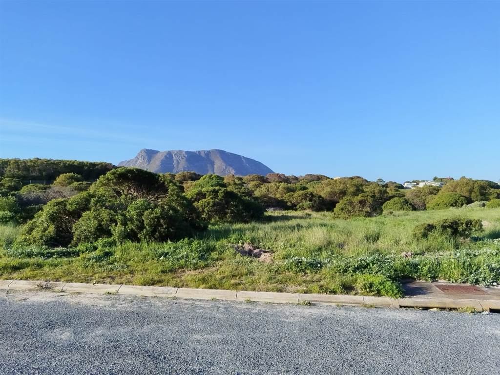 605 m² Land available in Kleinbaai photo number 3