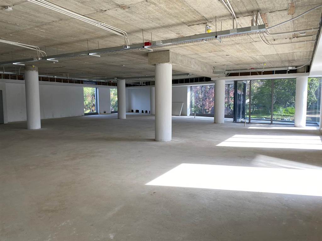 3515  m² Commercial space in Rosebank photo number 7