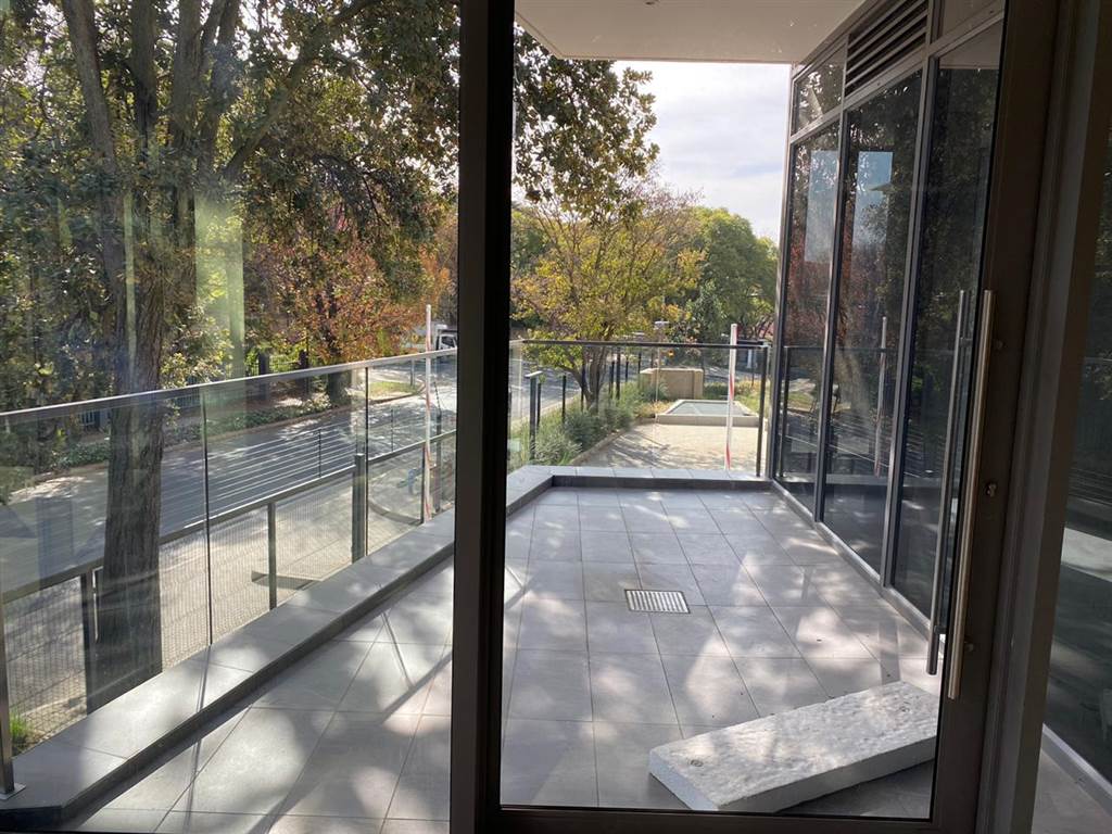 3515  m² Commercial space in Rosebank photo number 24