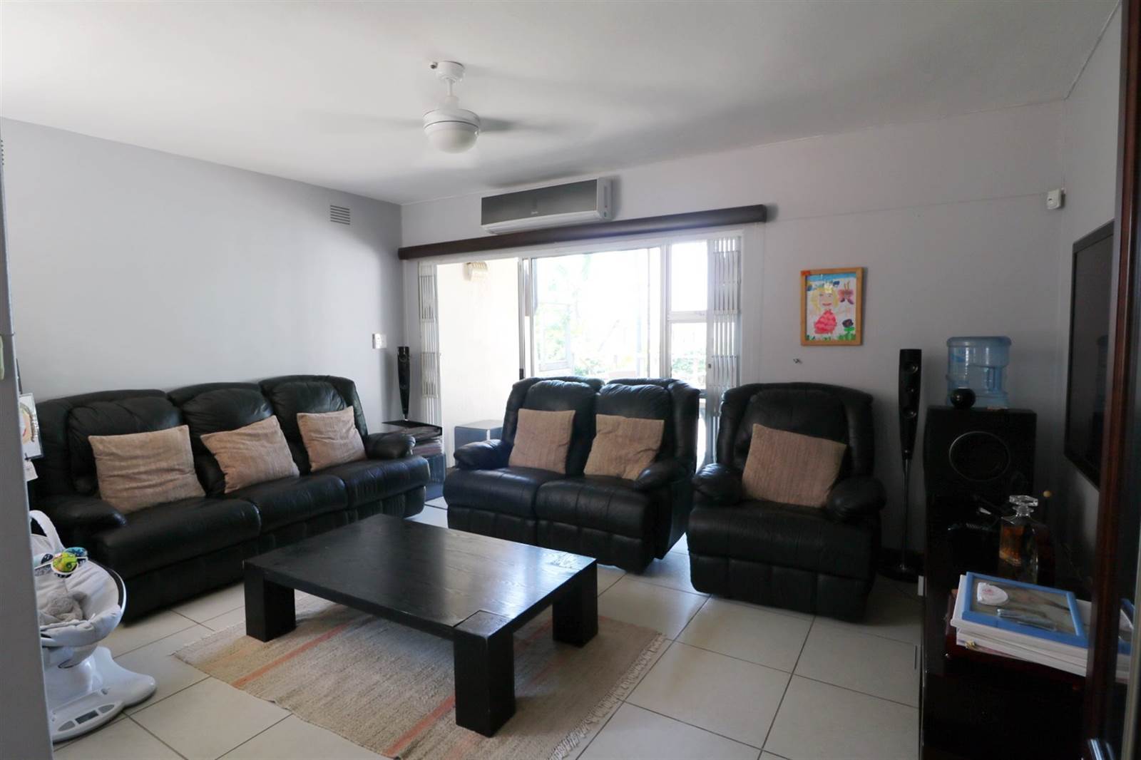 3 Bed Townhouse in Umhlanga Rocks photo number 3