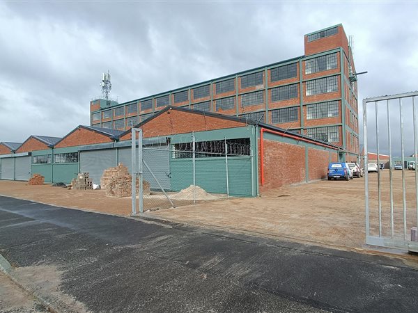 1 154  m² Industrial space