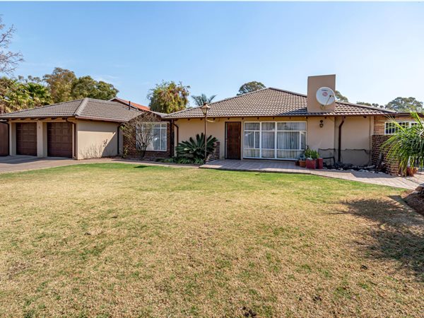 3 Bedroom House 3 Bedroom House